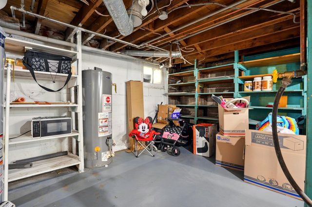 516 Upton Avenue, Waterloo, IA 50701