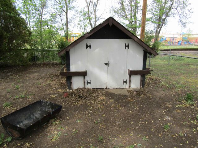 2742 Linda Ln., Salina, KS 67401