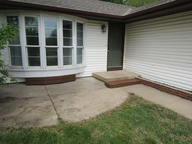 2742 Linda Ln., Salina, KS 67401