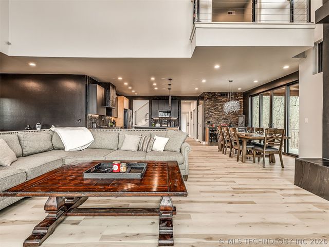 87 Rose Way, Stigler, OK 74462