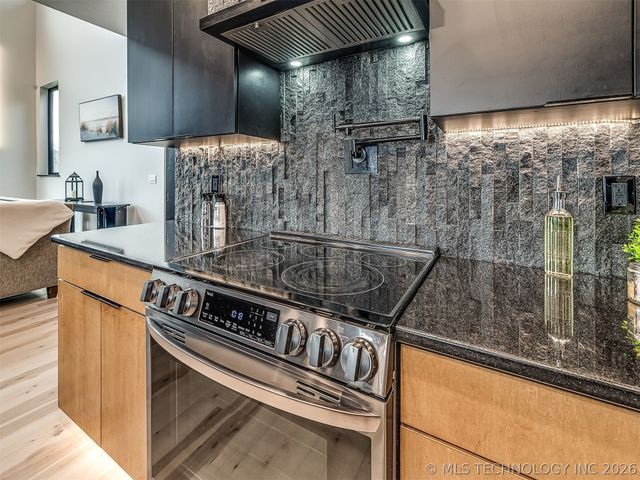 87 Rose Way, Stigler, OK 74462