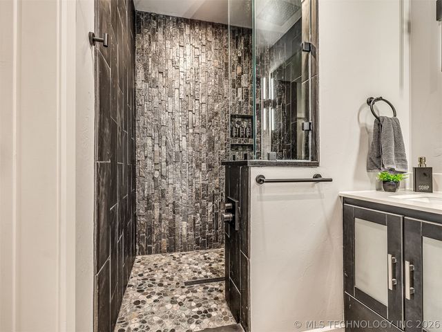 87 Rose Way, Stigler, OK 74462