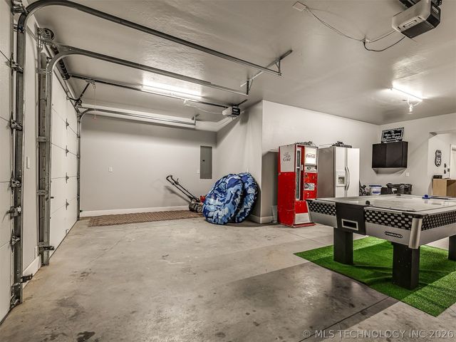 87 Rose Way, Stigler, OK 74462