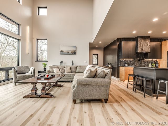 87 Rose Way, Stigler, OK 74462