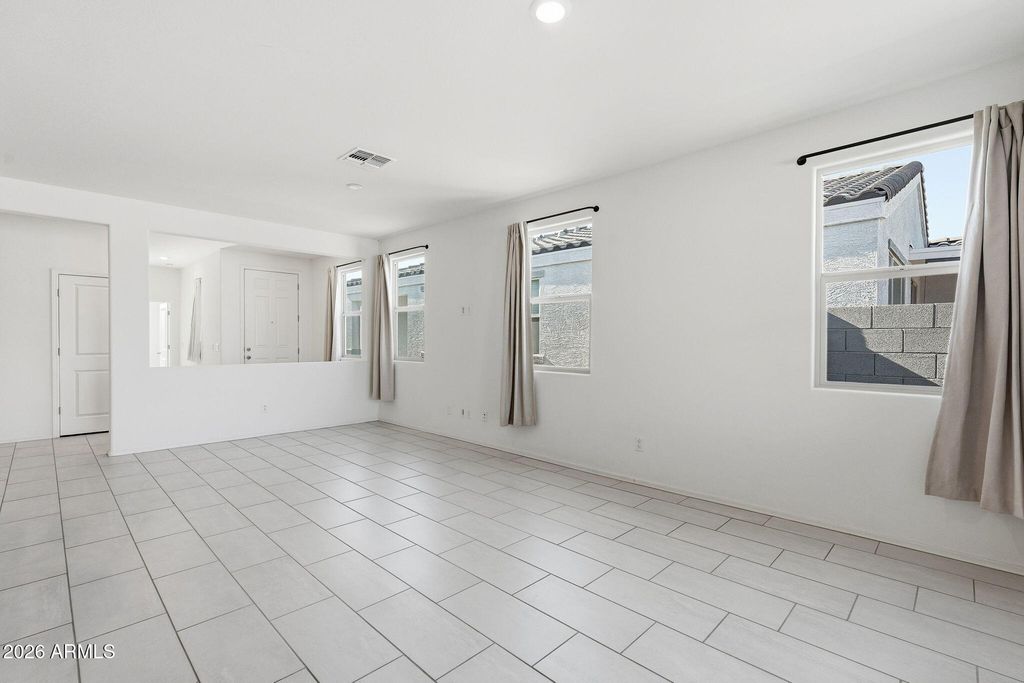 3807 S 83RD Drive, Tolleson, AZ 85353 — photo 5