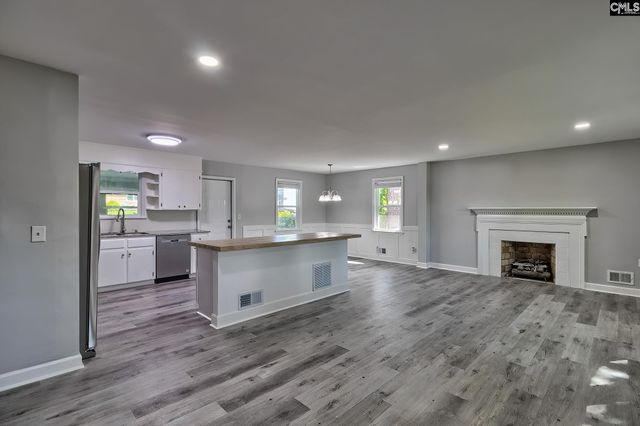 4057 Rosewood Drive, Columbia, SC 29205