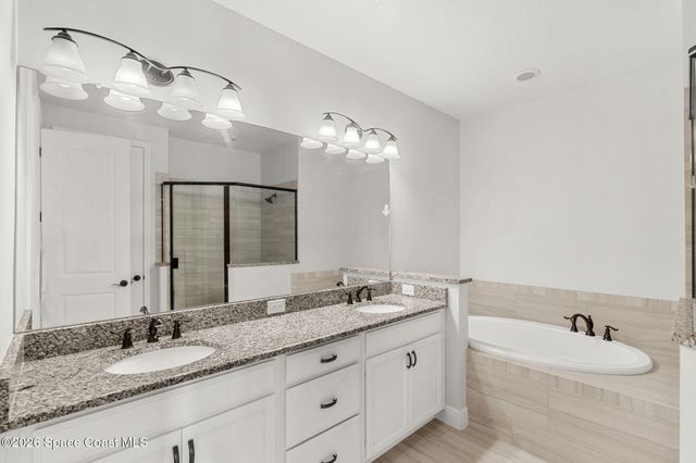 7123 Vista Hermosa Drive, Melbourne, FL 32940