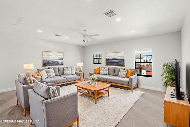 7123 Vista Hermosa Drive, Melbourne, FL 32940