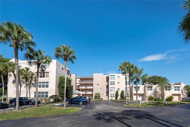 9491 Evergreen Pl 302, Davie, FL 33324