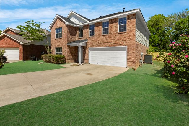 600 Kentucky Derby Lane, Fort Worth, TX 76179