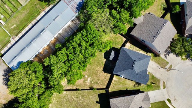 600 Kentucky Derby Lane, Fort Worth, TX 76179