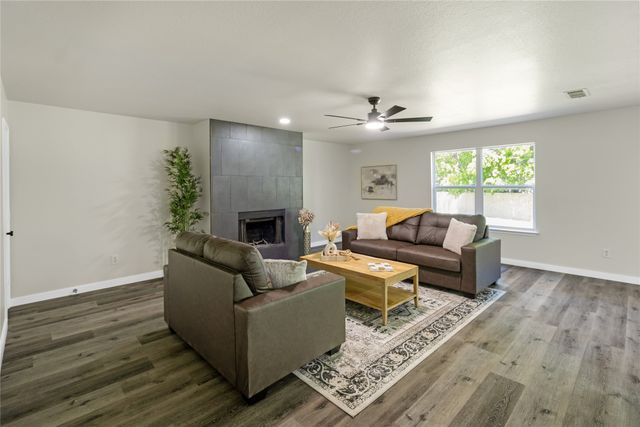 600 Kentucky Derby Lane, Fort Worth, TX 76179