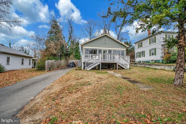 111 FORBES ST, Fredericksburg, VA 22405