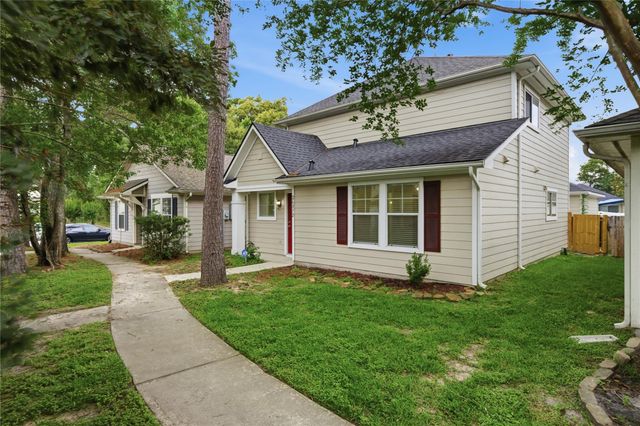 26872 Wellington Court, Kingwood, TX 77339