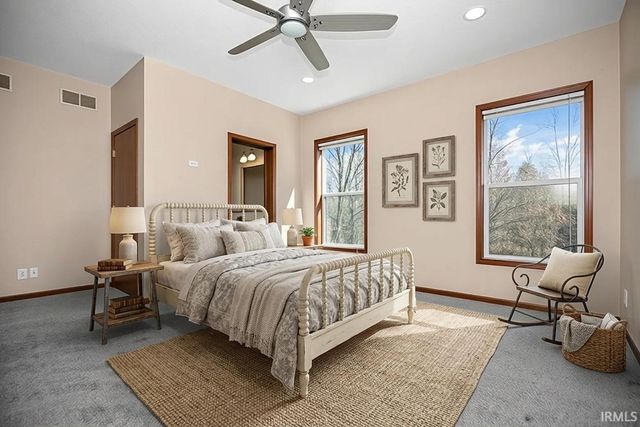 6978 E Fox Crossing, Knox, IN 46534