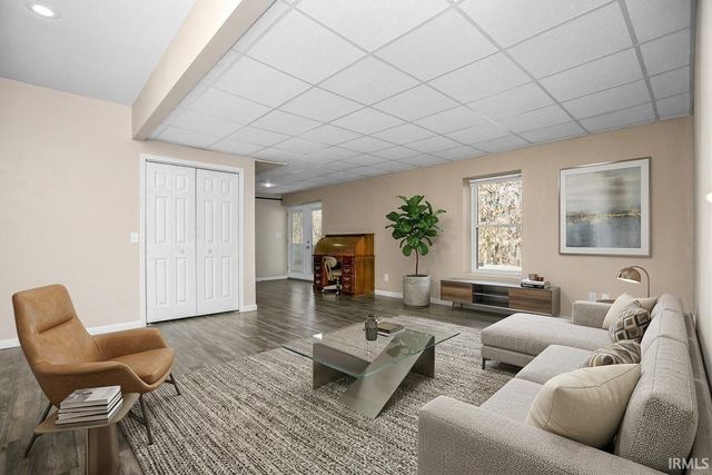 6978 E Fox Crossing, Knox, IN 46534