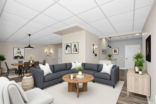 6978 E Fox Crossing, Knox, IN 46534