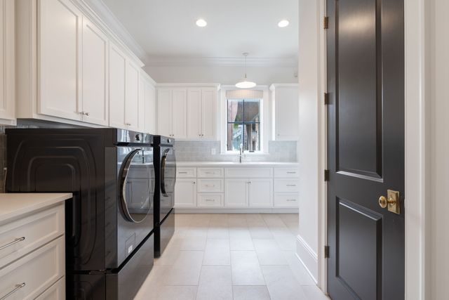 9289 Fordham Dr, Brentwood, TN 37027