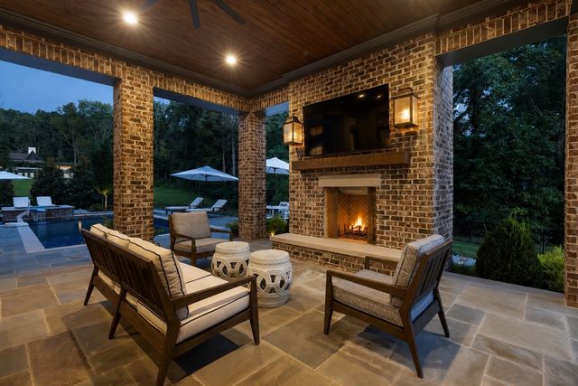 9289 Fordham Dr, Brentwood, TN 37027