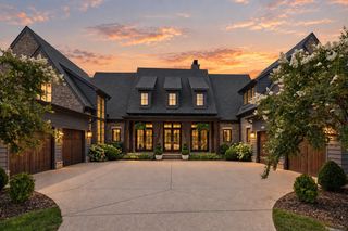 9289 Fordham Dr, Brentwood, TN 37027