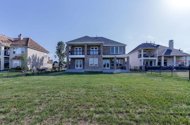 18863 Serene Water Drive, Montgomery, TX 77356