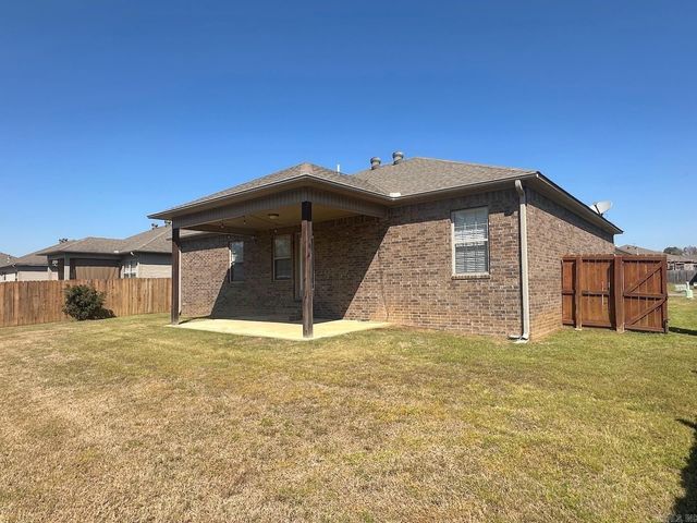62 Grand Stand Drive, Austin, AR 72007