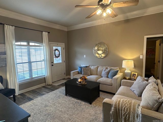 62 Grand Stand Drive, Austin, AR 72007