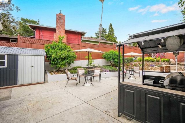 22643 Valley View Dr, Hayward, CA 94541