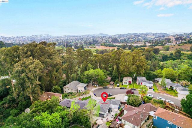 22643 Valley View Dr, Hayward, CA 94541