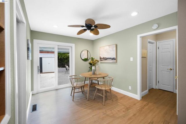 22643 Valley View Dr, Hayward, CA 94541