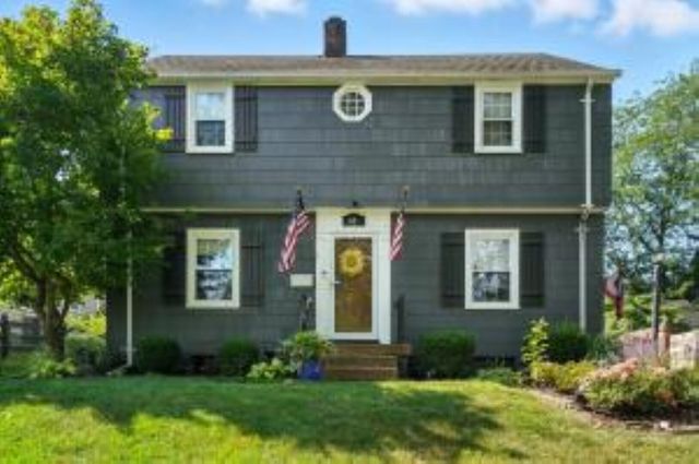 607 N Tanglewood Drive, Springfield, OH 45504