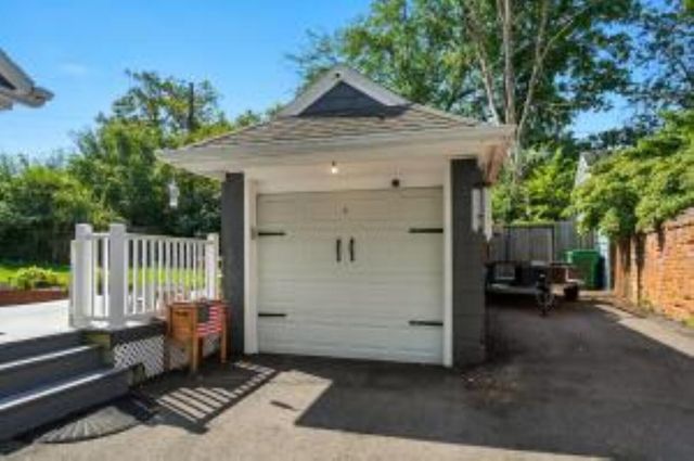 607 N Tanglewood Drive, Springfield, OH 45504