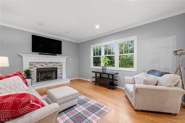 17877 Princeton Circle, Strongsville, OH 44149