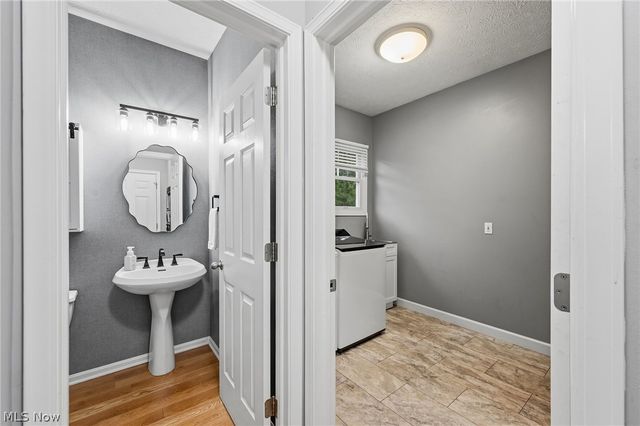 17877 Princeton Circle, Strongsville, OH 44149