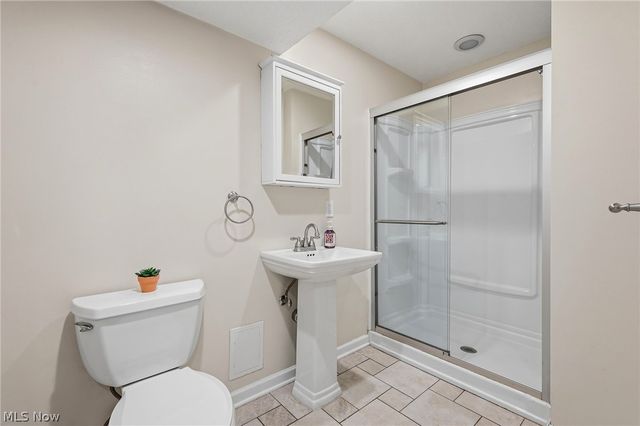17877 Princeton Circle, Strongsville, OH 44149