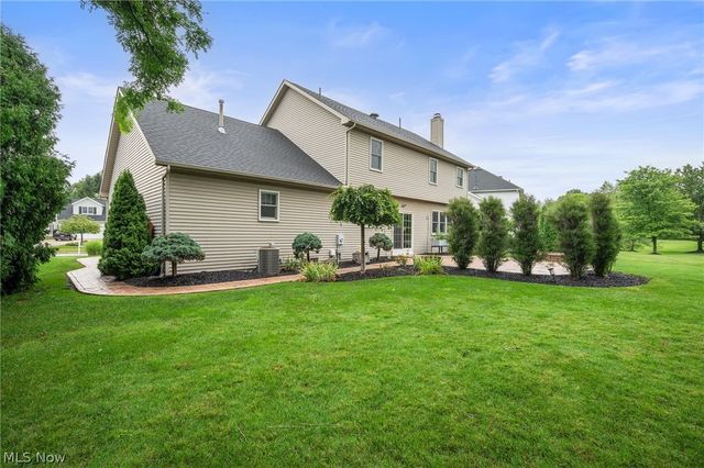 17877 Princeton Circle, Strongsville, OH 44149