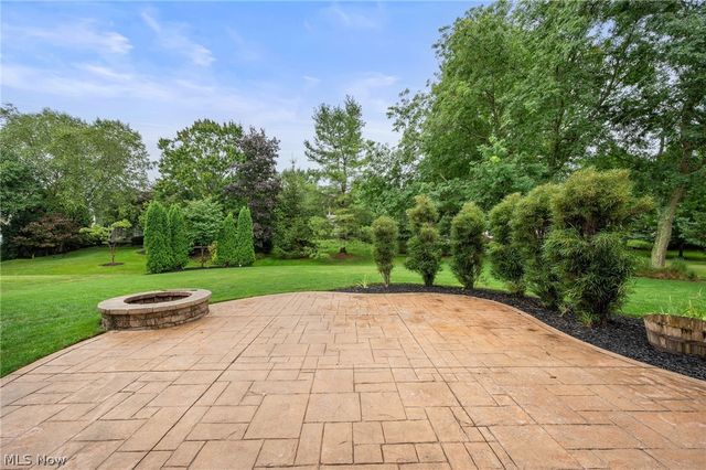 17877 Princeton Circle, Strongsville, OH 44149