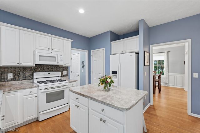 17877 Princeton Circle, Strongsville, OH 44149