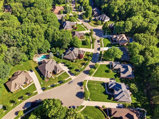 7025 24 Mile Road, Shelby Twp, MI 48316