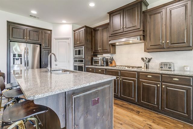 1018 Hoxton Lane, Forney, TX 75126