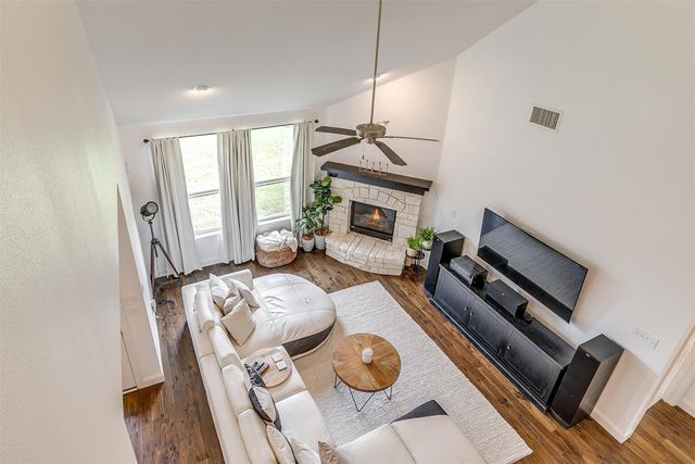 1018 Hoxton Lane, Forney, TX 75126