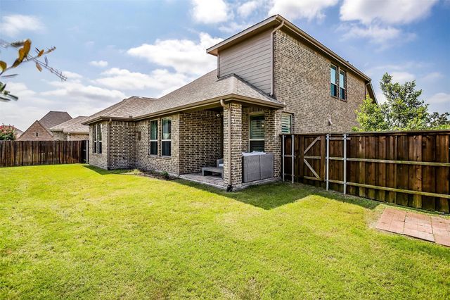 1018 Hoxton Lane, Forney, TX 75126