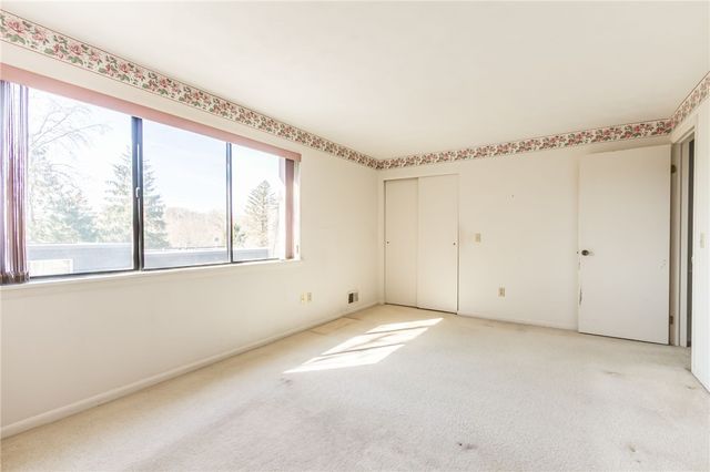 148 Penn Lane, Penfield, NY 14625