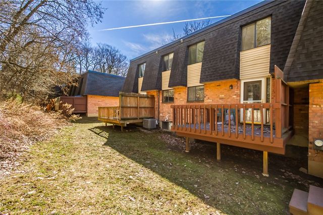 148 Penn Lane, Penfield, NY 14625