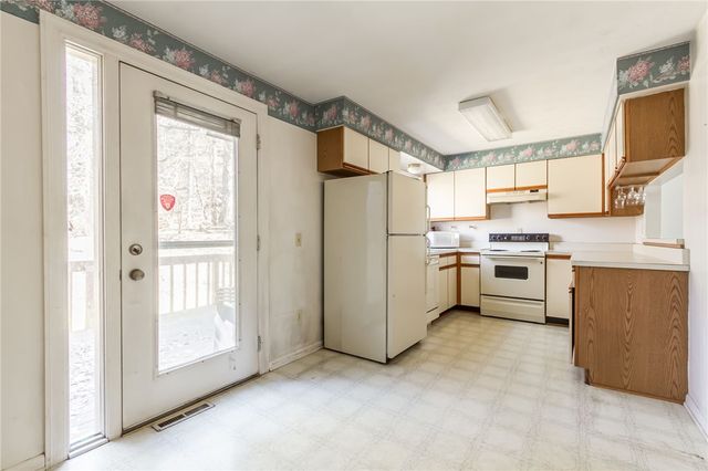 148 Penn Lane, Penfield, NY 14625