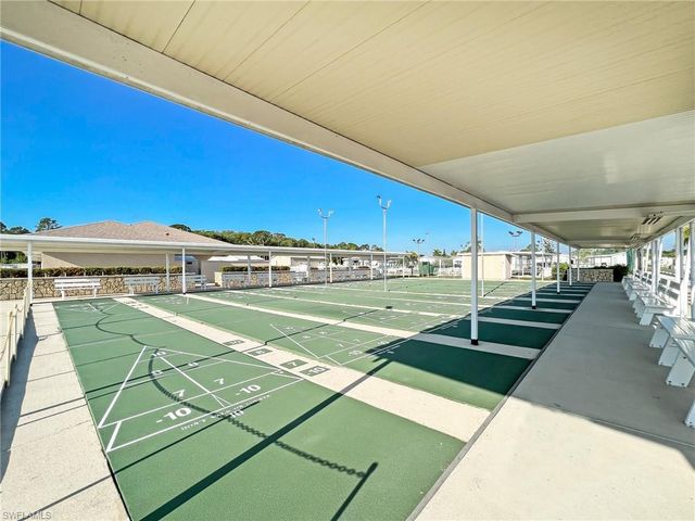 271 Caravan CIR, North Fort Myers, FL 33903