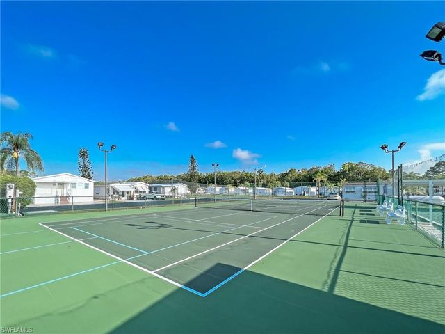271 Caravan CIR, North Fort Myers, FL 33903
