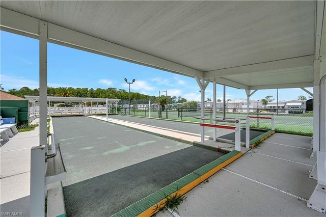 271 Caravan CIR, North Fort Myers, FL 33903