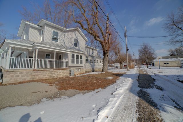 312 N 4th Street, Watseka, IL 60970