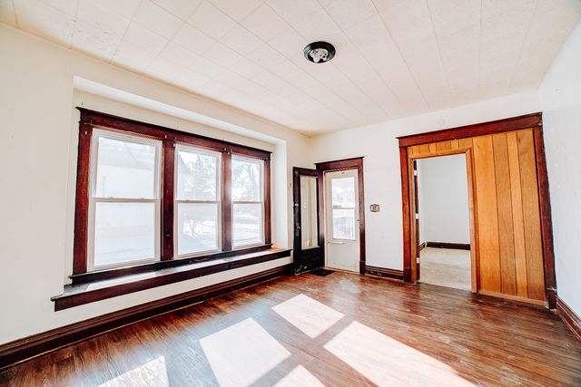 312 N 4th Street, Watseka, IL 60970